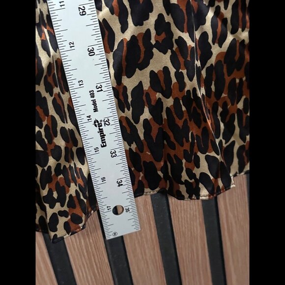 Betsey Johnson Dress 0 / XS Shift Leopard Print Art Square Scarf 100% Silk - Picture 9 of 11
